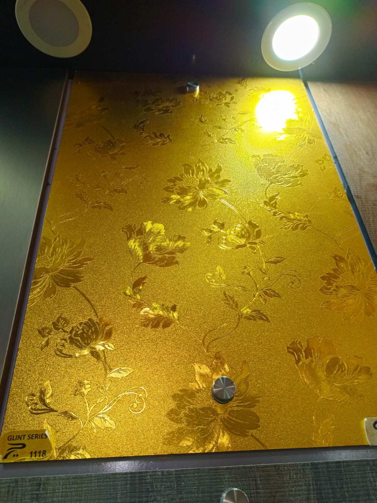 6291 - Uv Glint 1118 Platinum