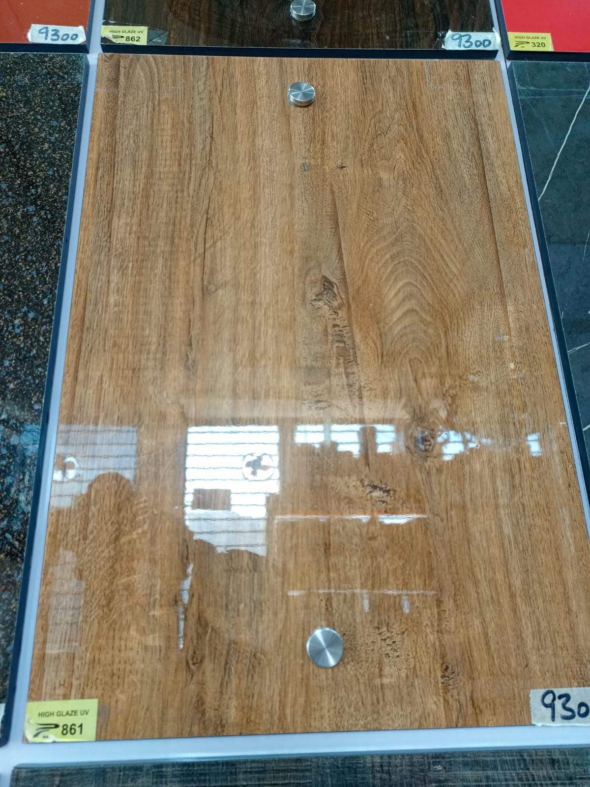 6600 - UV 861 platinum