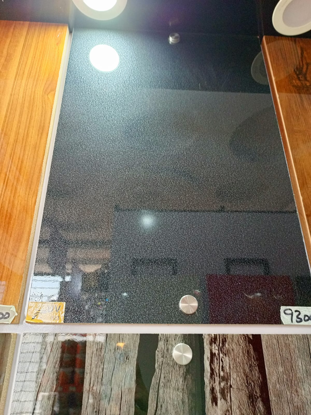 6489 - UV 823 Platinum